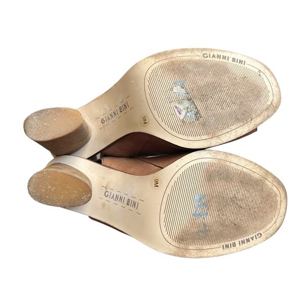 Gianni Bini Brown Suede Peep Toe Ankle Booties 9 - Picture 7 of 7